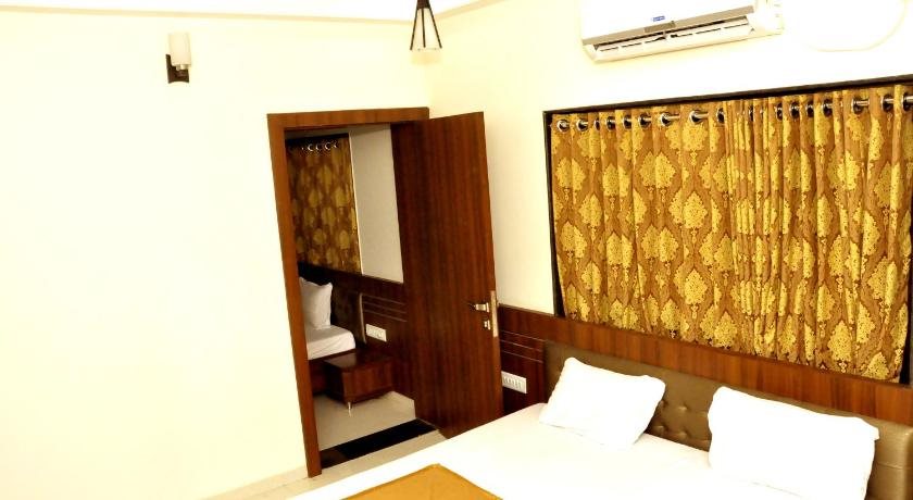 hotel govind park