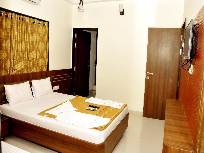 hotel govind park
