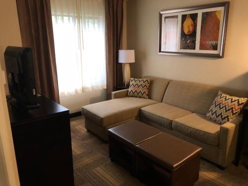 staybridge suites grand rapids kentwood by ihg