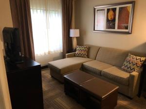 staybridge suites grand rapids kentwood by ihg