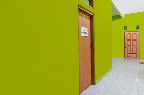spot on 92786 homestay barokah