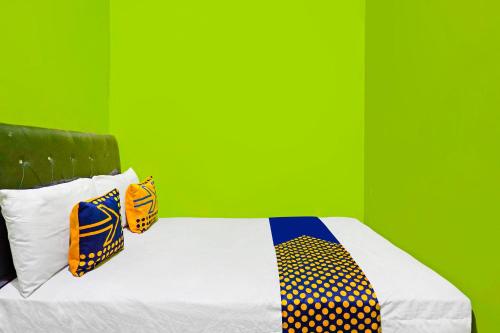 spot on 92786 homestay barokah