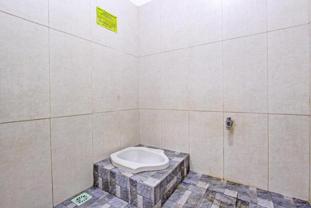 spot on 92531 pacar guesthouse