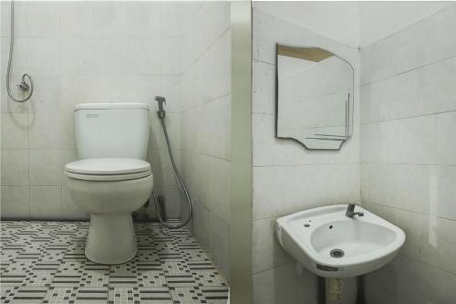 spot on 92648 wisma padi syariah panyipatannearwisata gunung birah