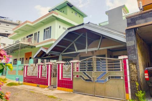 spot on 92648 wisma padi syariah panyipatannearwisata gunung birah