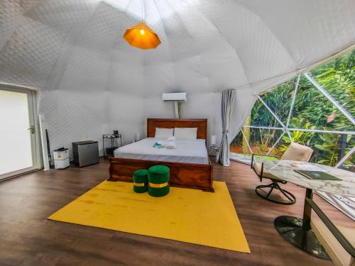 palo alto glamping hotel