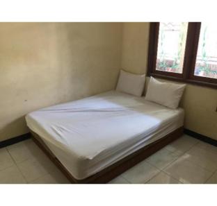 spot on 93531 homestay puri indah syariahnearbandara internasional juanda