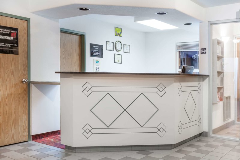 super 8 by wyndham taber ab