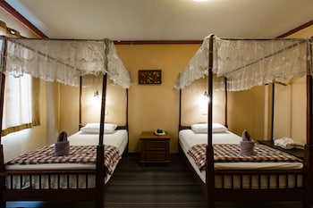 sk boutique maha nakhon