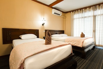 sk boutique maha nakhon