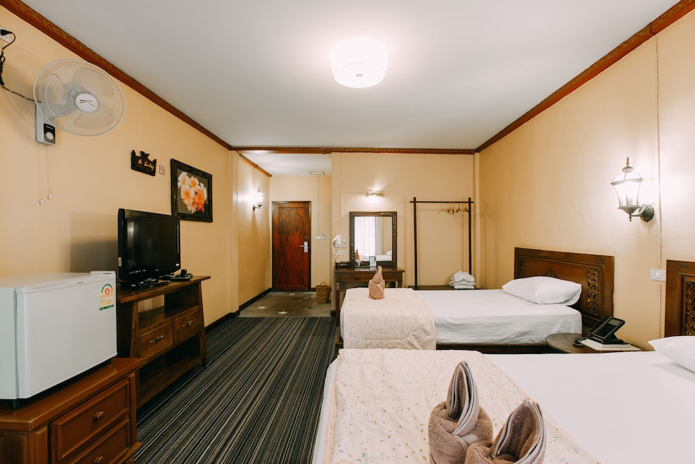 sk boutique maha nakhon