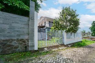 spot on 93612 kencana homestay syariah near masjid al barokah kanyuran