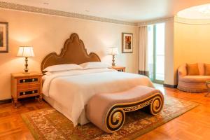 Sheraton Abu Dhabi Hotel & Resort,Al Danah>>Abu Dhabi,5 star