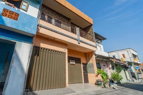 spot on 93754 buduran homestay syariah