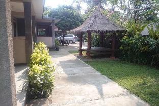 spot on 93740 madame guesthouse