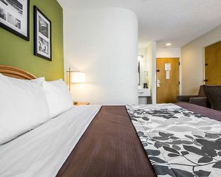 Sleep Inn & Suites Omaha Airport,Omaha>>Carter Lake,3 star