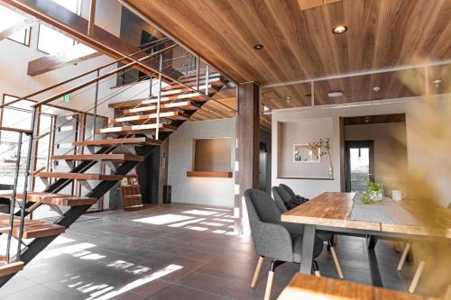 haostay kawaguchiko art museum