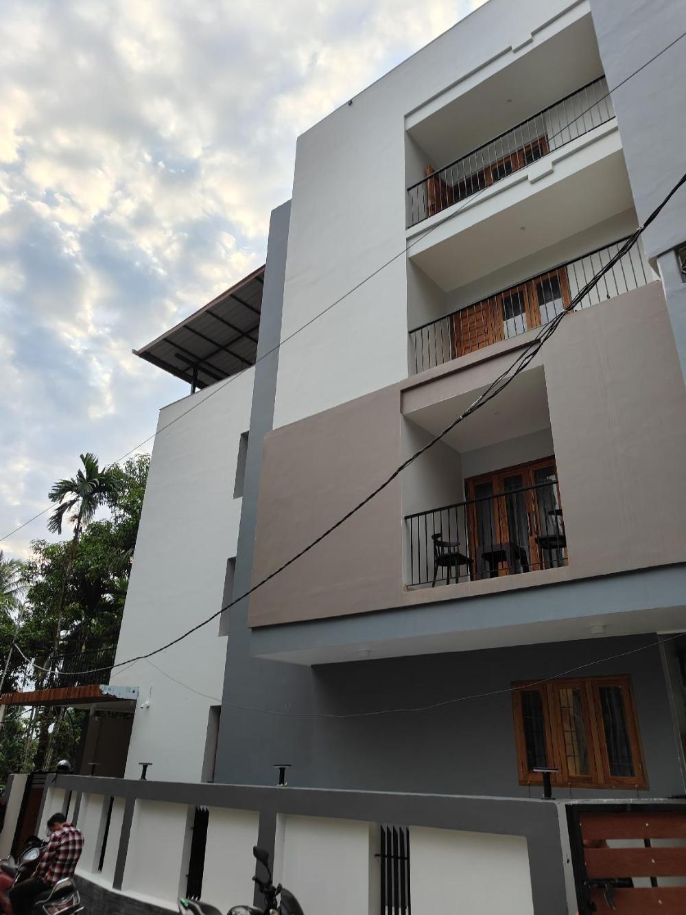 sakthi holidays inn