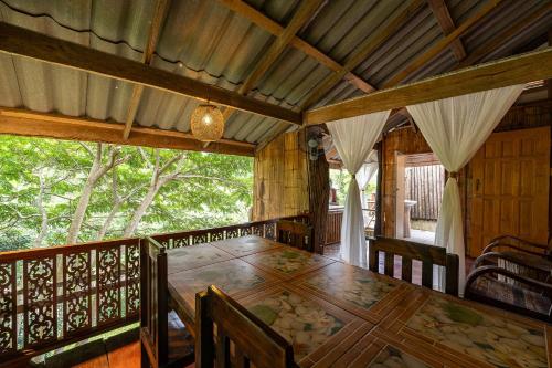 monruamsuk homestay cafe and bistro