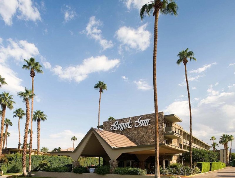 royal sun palm springs