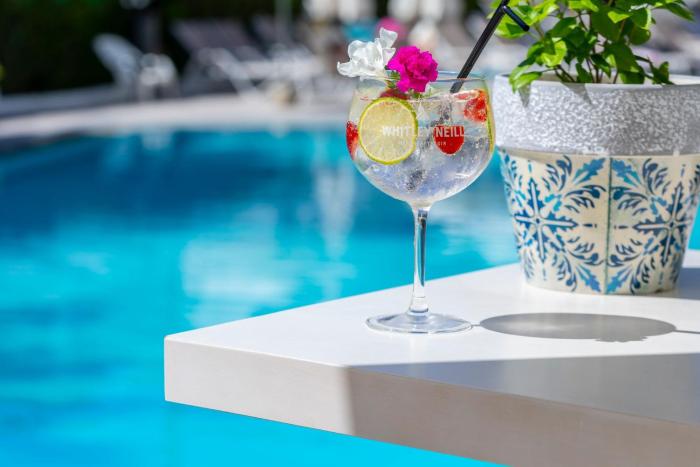 anemi hotel and suites