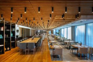 anemi hotel and suites