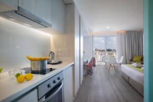 anemi hotel and suites