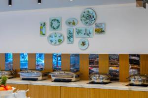 anemi hotel and suites