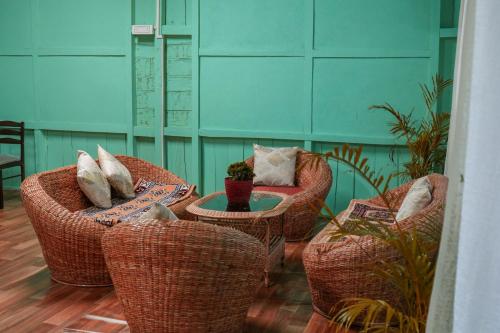 Lungzhong Retreat Silk Route,,2 star