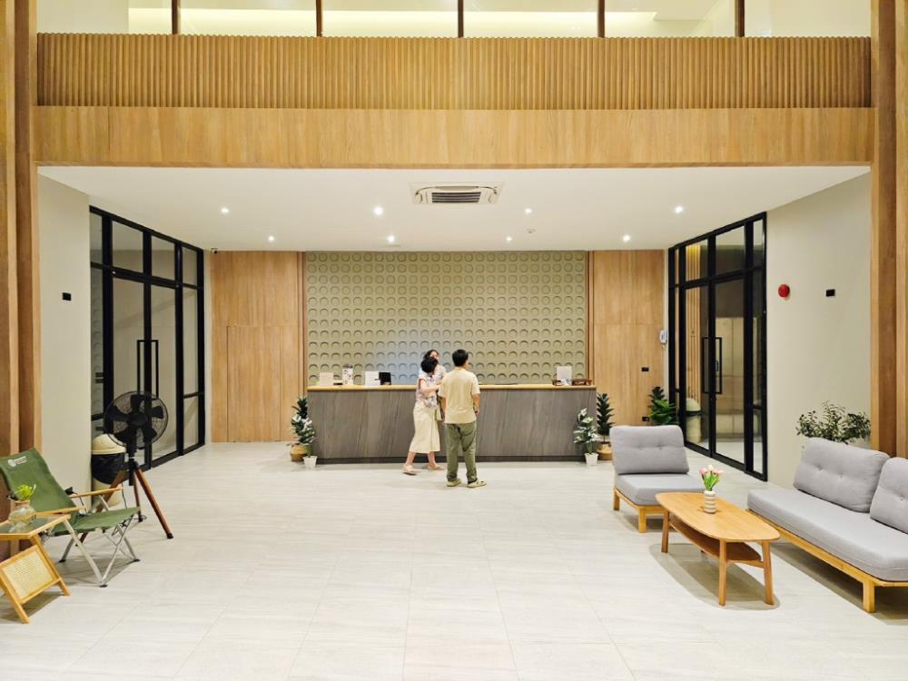 the way hotel banpong