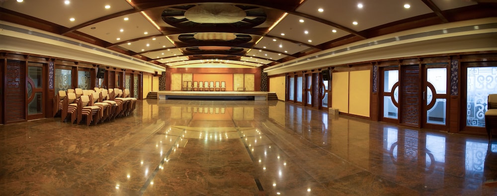 hotel madhuvan serai