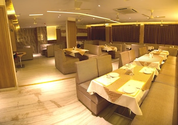 hotel madhuvan serai