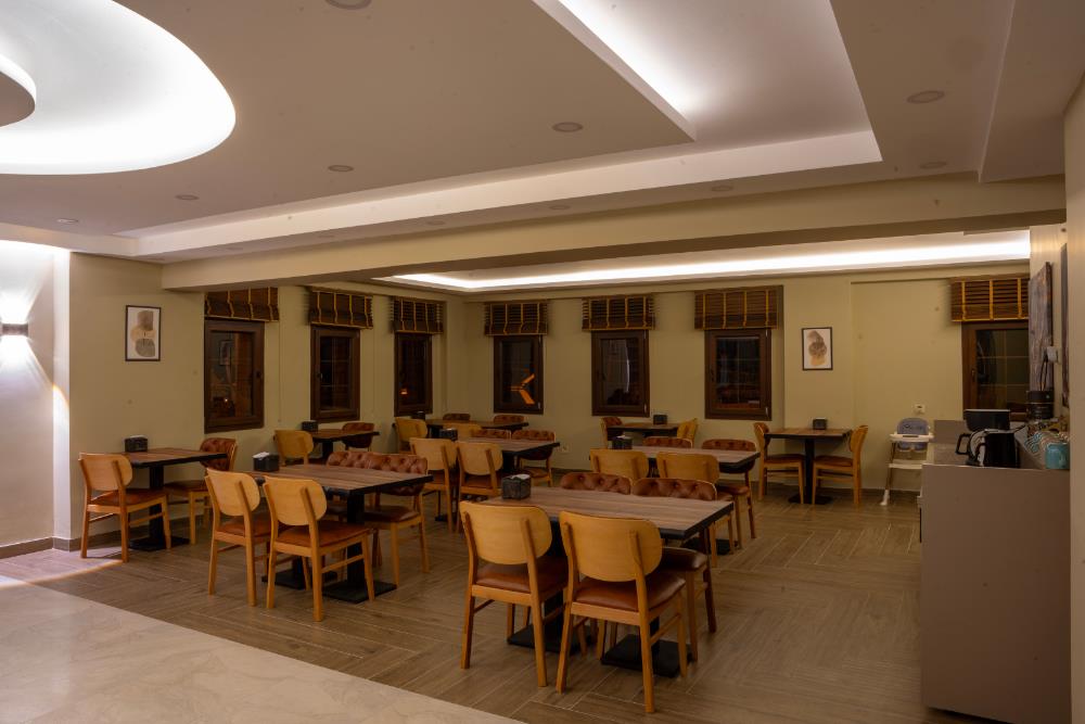 ayder altiparmak suit