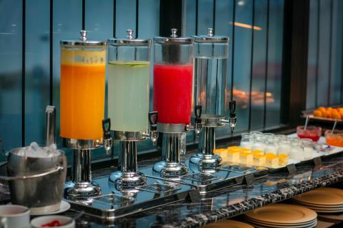 hotel chateau de hanoi