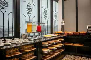 hotel chateau de hanoi