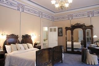 Villa Ammende Restaurant & Hotel,Parnu County>>Parnu,4 star