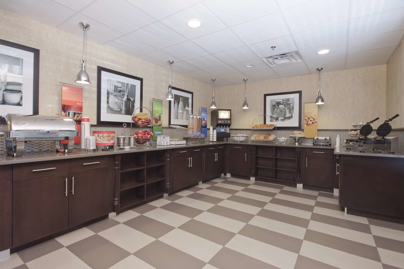 hampton inn boston peabody