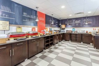 hampton inn boston peabody