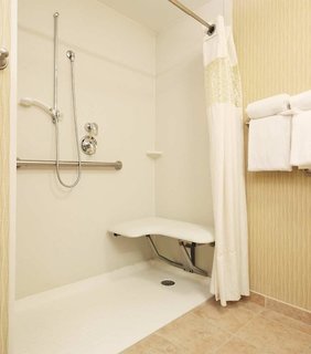 Hampton Inn Boston/Peabody,Bridgewater>>Boston,3 star