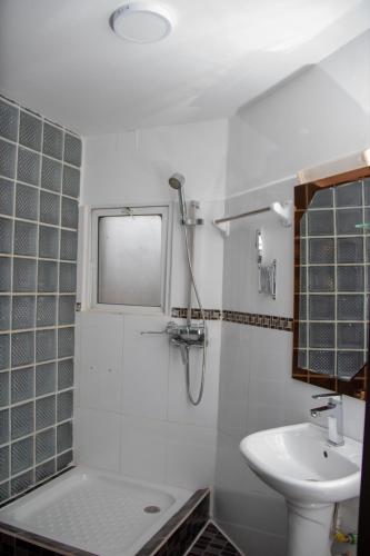 hotel les 12 collines