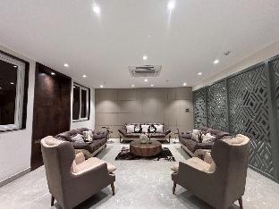 Rohika Aau-Igh,,4 star