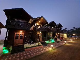 The Empyrean,,2 star