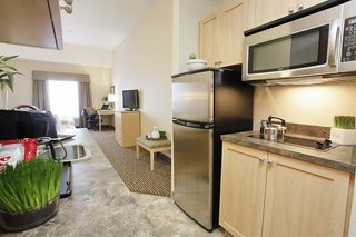 Vegreville Suites,Edmonton>>Alberta,3 star