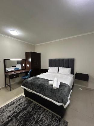 bayside suites hotel