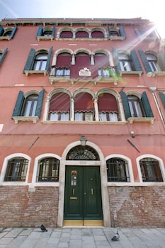 palazzo schiavoni