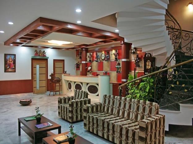 hotel kumararraja palace