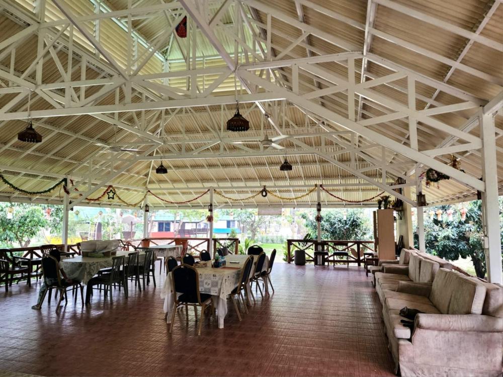 holiday resort rimping