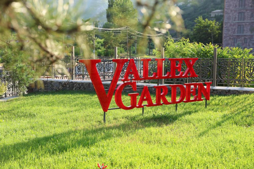 vallex garden hotel alaverdi