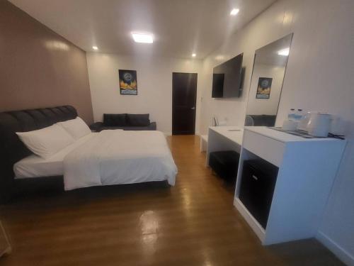 vincent resort hotel
