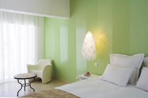 napa mermaid hotel and suites